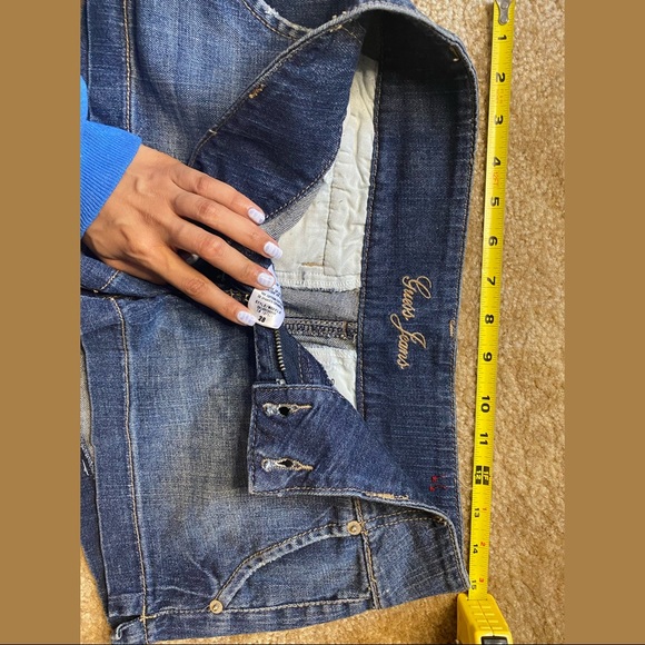 Guess denim shorts - Picture 3 of 4